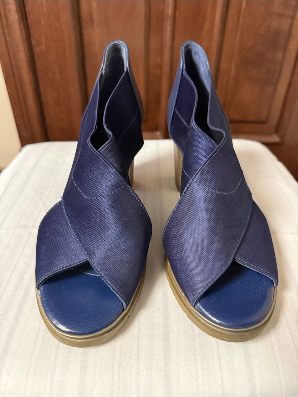 Hispantis Women’s Navy Blue Crisscross Open-Toe Heels